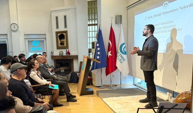 Kırklarelili Akademisyenden Priştine'de Türk Müziği Etkinliği