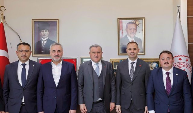 Başkan Bulut, Bakan Bak İle Bir Araya Geldi