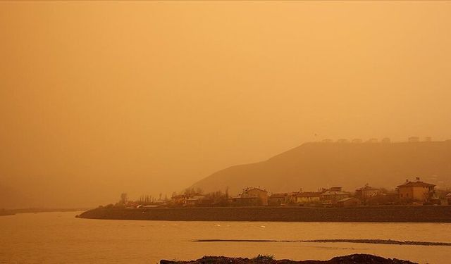 Yunanistan’ı Kan Kızılına Boyayan Çöl Tozu Ülkemize Geliyor!