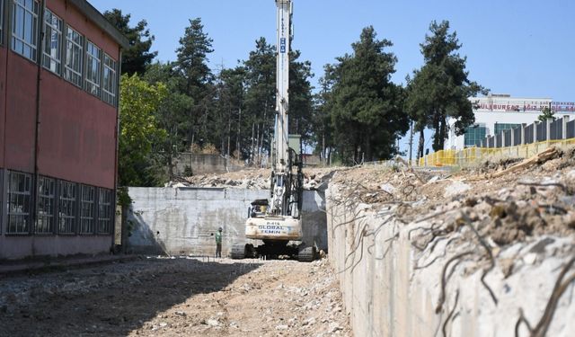 Mehmetçik Caddesi’ne 120 Fore Kazık