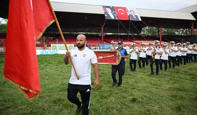 665. Tarihi Kırkpınar Yağlı Güreşleri'nde 1. Tur Müsabakaları Yapıldı