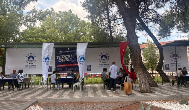 Kırklareli Üniversitesi Tercih Ofisi'ne Yoğun İlgi