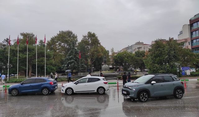 Kırklareli’nde Sağanak Yağış Etkili Oldu