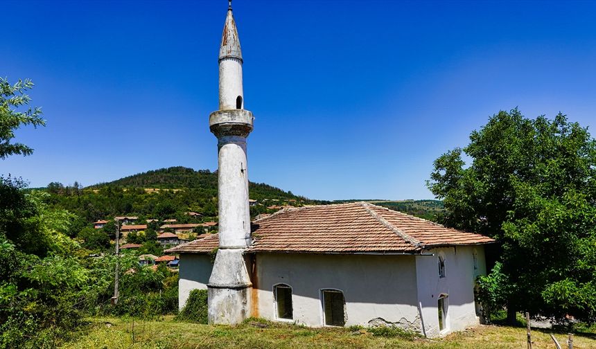 Osmanlı Yadigarı Cami Yine Müslümanların