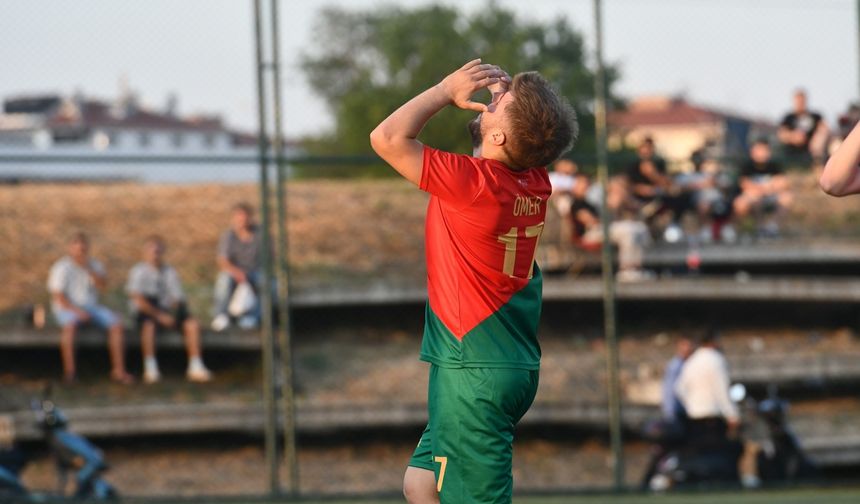 Lüleburgaz’da Yaz Akşamları Yıldızları Futbol Turnuvası Başladı