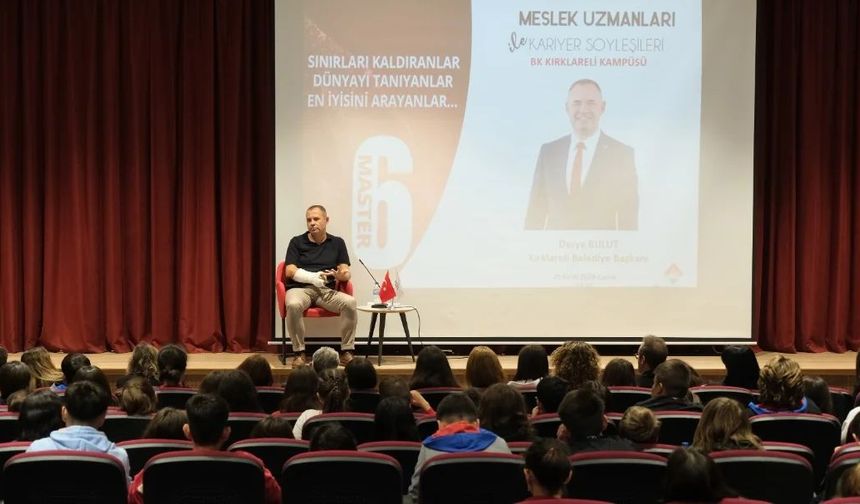 “Gencecik Zihinlere İlham Verebildiysem Ne Mutlu Bana”