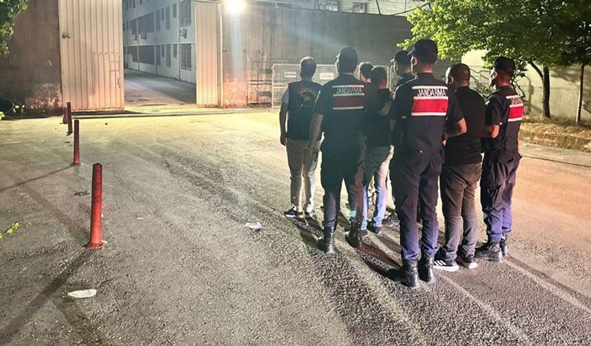 Kırklareli’nde Yakalanan 42 Firariden 19’u Tutuklandı