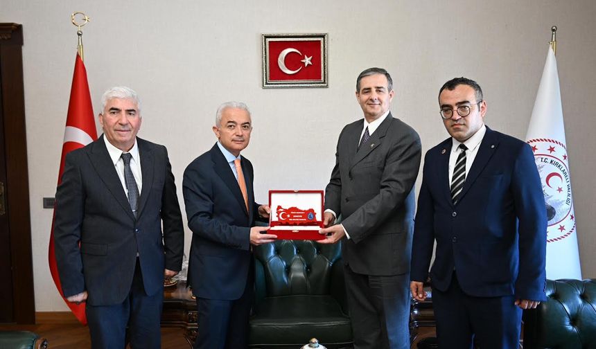 Vali Turan’a Ziyaretler Sürüyor