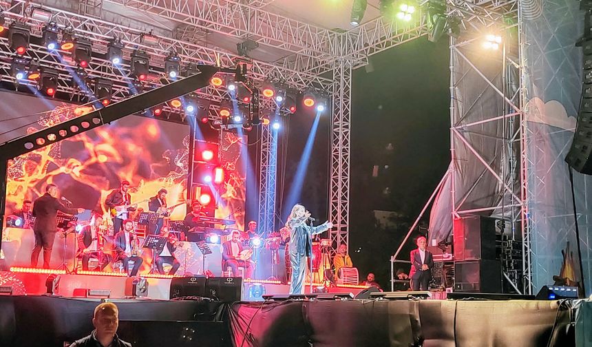 Kakava, Ebru Yaşar'la Finali Yaptı