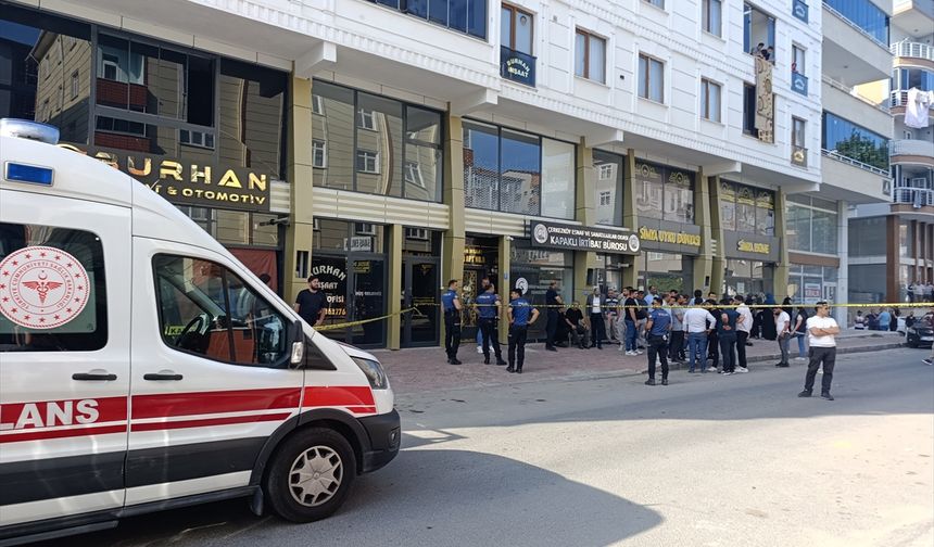 Tekirdağ'da Silahla Vurulan Müteahhit Hayatını Kaybetti