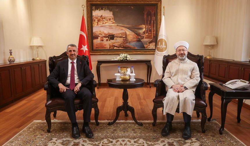 Diyanet İşleri Başkanı Erbaş'ı Kırkpınar'a Davet Etti