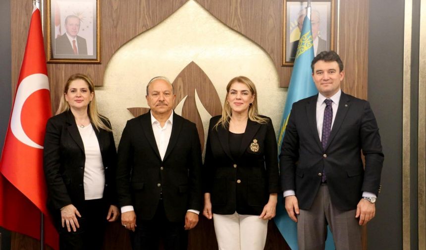 Rektör Ak’tan İş Birliği Ziyareti