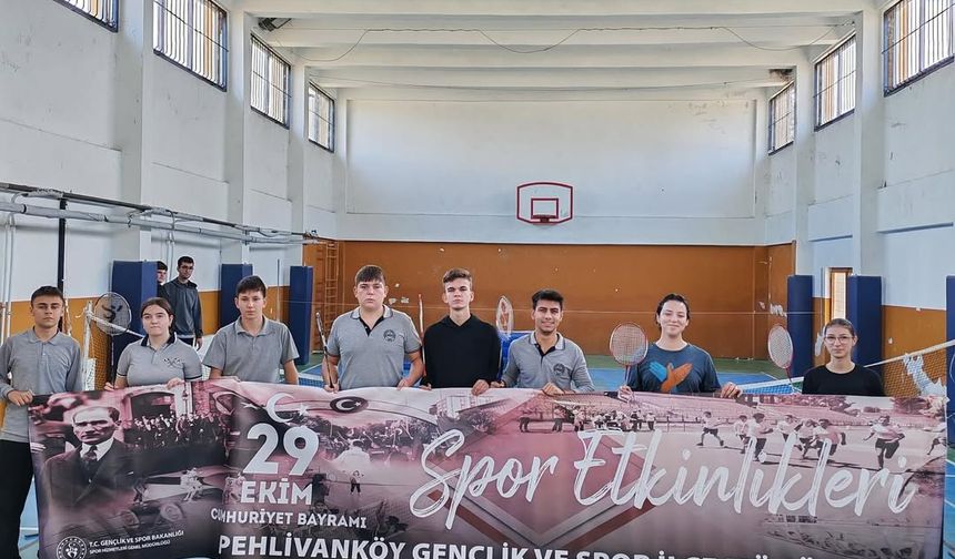 Pehlivanköy’de Badminton Heyecanı Yaşandı
