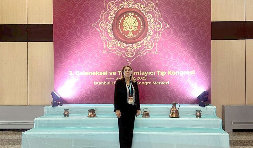 Rektör Ak Tıp Kongresi'nde Yerini Aldı