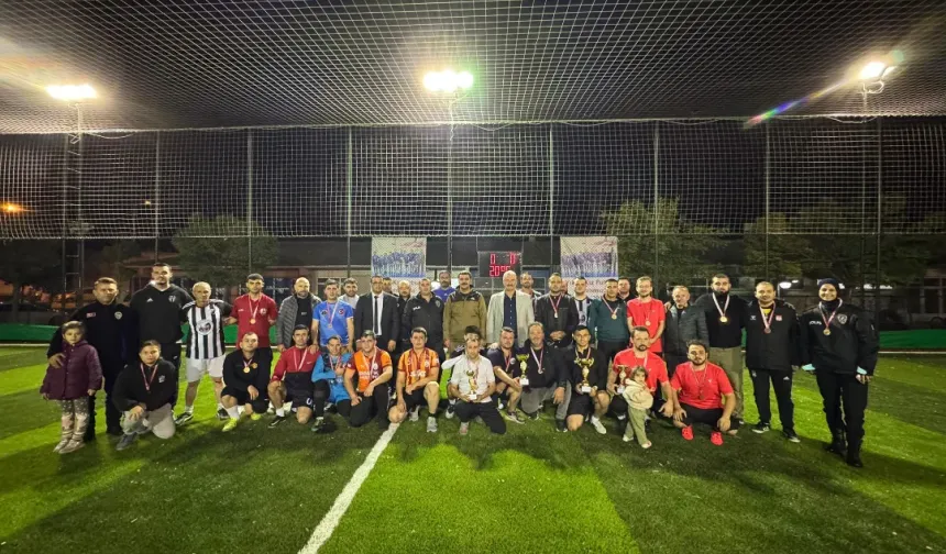 Pehlivanköy’de Kupalar Sahiplerini Buldu