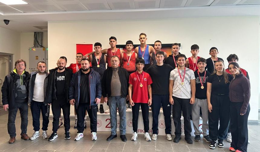 Kırklareli’ni Akhisar’da Temsil Edecekler