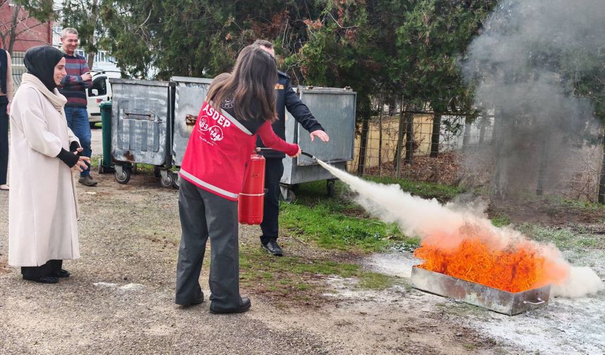 Kırklareli; Kamu Personellerine Yangın Eğitimi