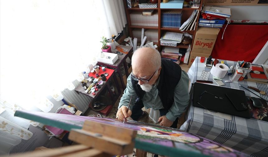 Türk Gölge Oyunu Karakterlerini Tuvale Yansıtıyor