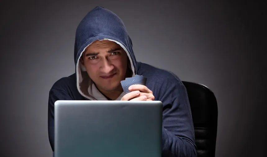 Sanal Kumar Algoritmaları Bağımlılığı Besliyor!