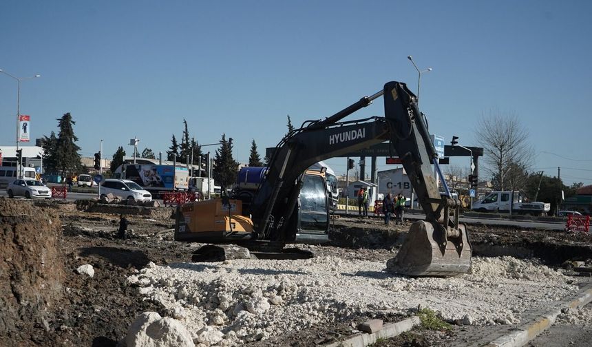 Lüleburgaz’da Kavşak Çalışması Tüm Hızıyla Sürüyor