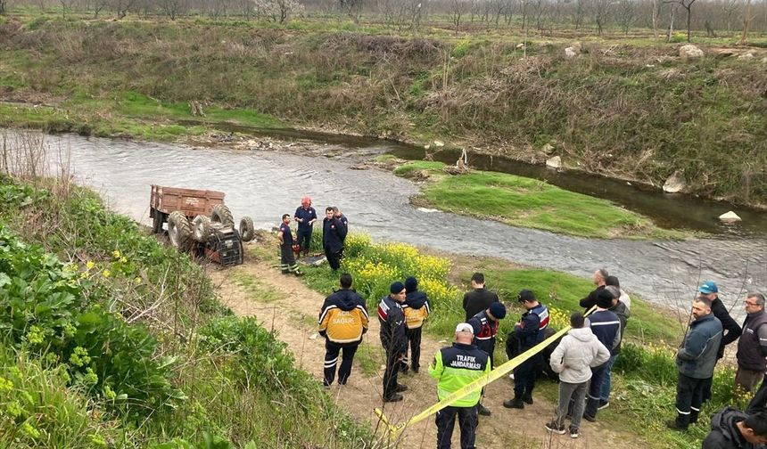 Acı Kaza; Devrilen Traktörün Sürücüsü Öldü