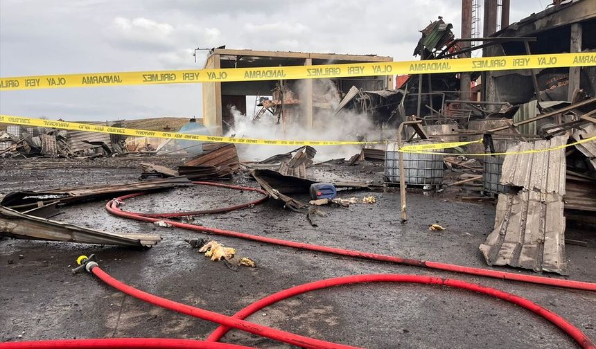 Yağ Fabrikasında Patlama; 1 Ölü