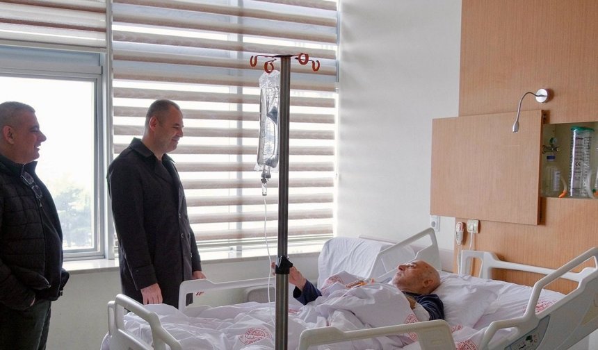 Başkan Bulut Hastaları Yalnız Bırakmadı