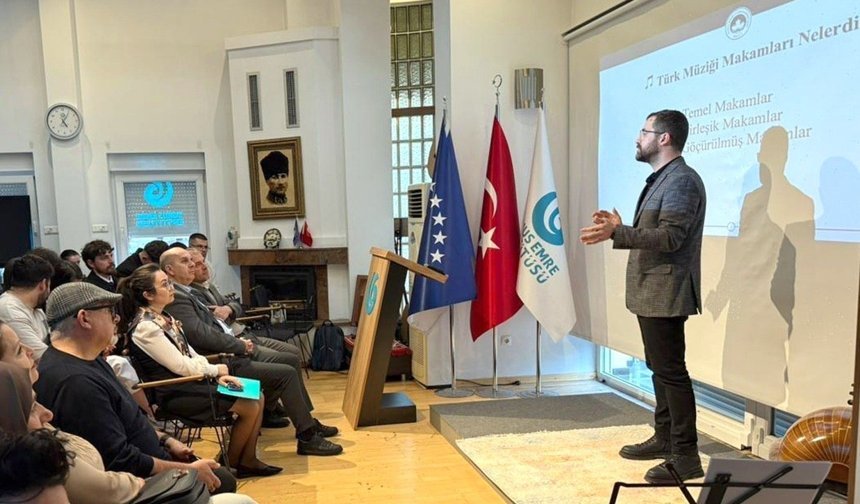 Kırklarelili Akademisyenden Priştine'de Türk Müziği Etkinliği