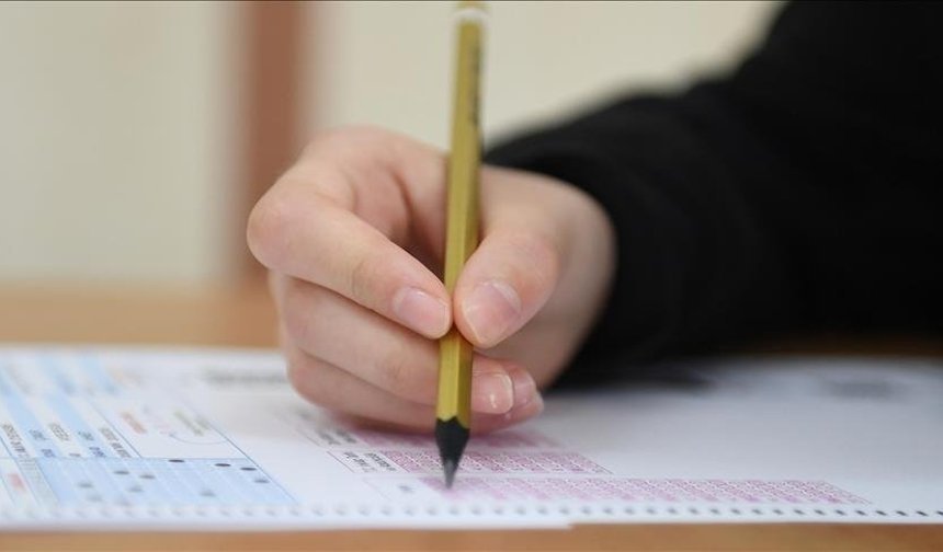 MİLYONLARI İLGİLENDİRİYOR; Sınava Milli Maç Ayarı