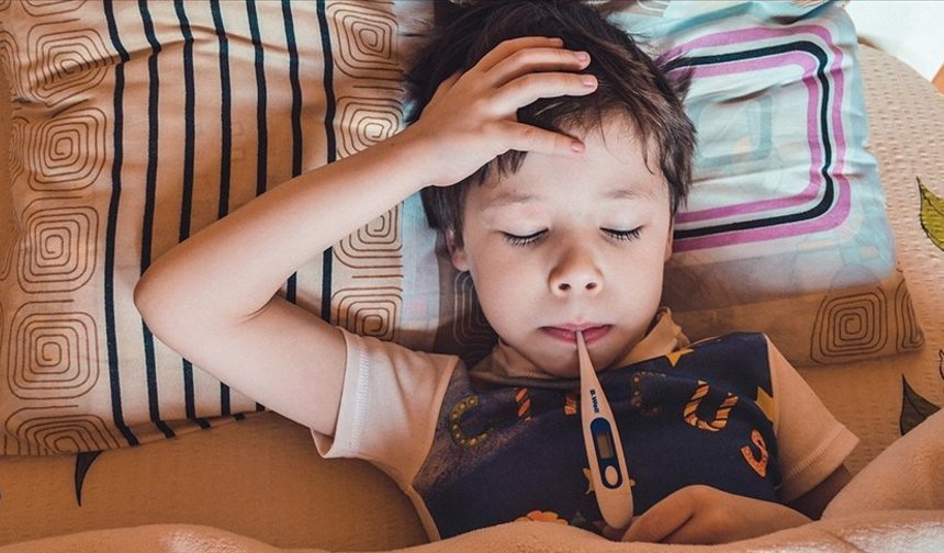 Bu Virüs Çocuklarda Hızla Bulaşıyor!