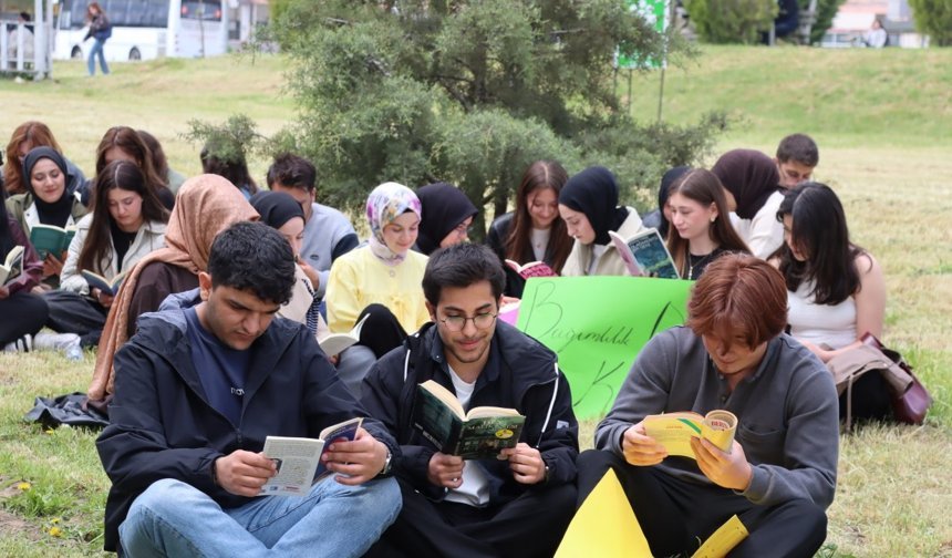 Kırklareli Üniversitesi Öğrencilerinden Farkındalık Etkinliği