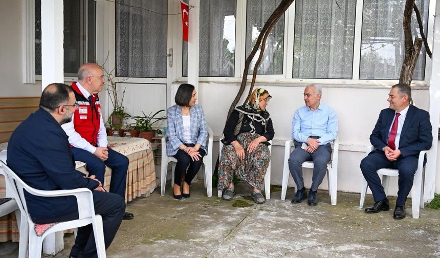Vali Turan, “Kahraman Gazilerimizin Emanetleri Başımızın Tacıdır”
