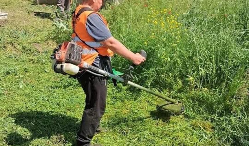 Büyükkarıştıran’da Kapsamlı Temizlik Çalışması