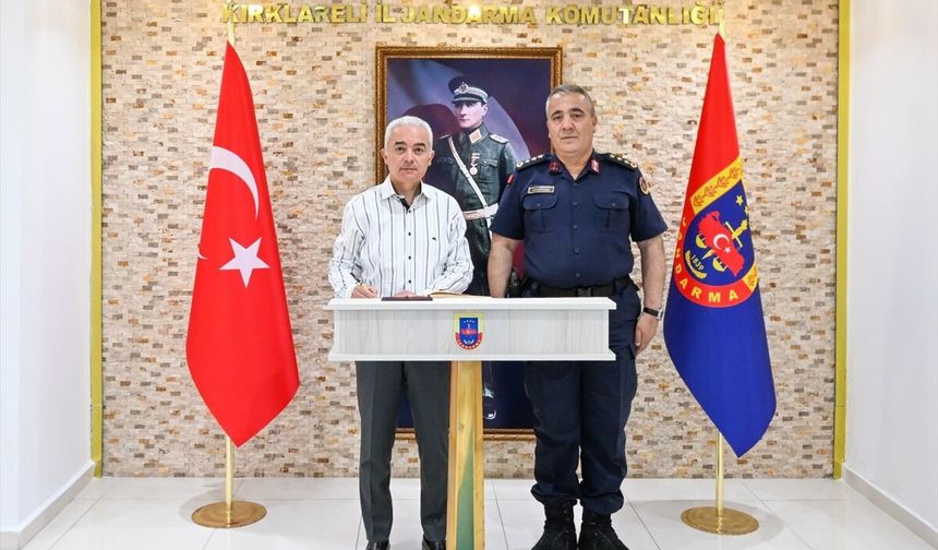 Vali Turan’dan Jandarma Komutanı Eskitürk’e Ziyaret