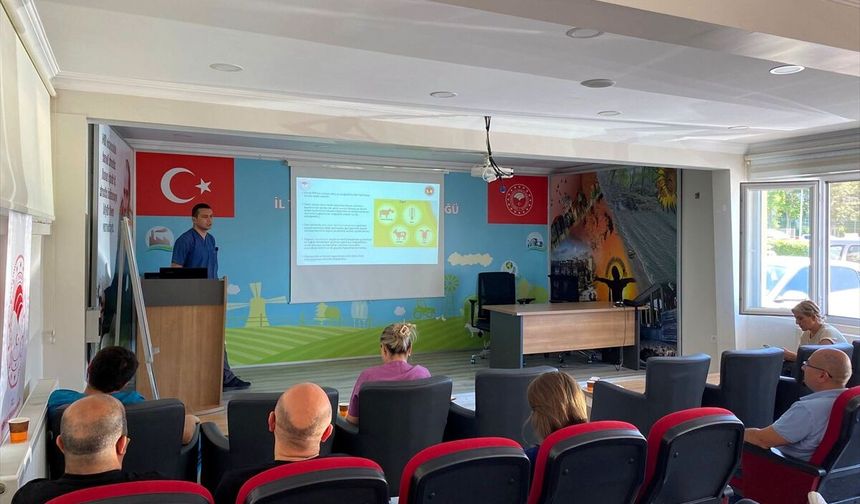 Kırklareli'nde Koyun Keçi Vebası Hastalığı Saha Yaklaşımı Eğitimi Düzenlendi