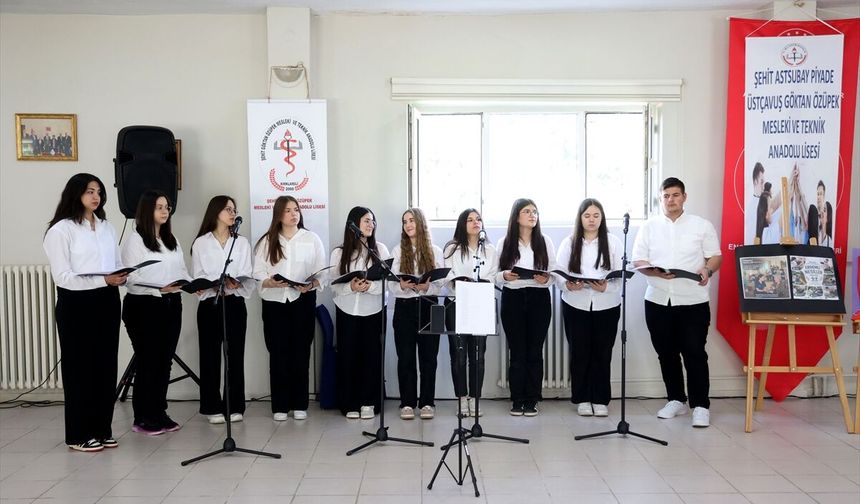 Kırklareli; Huzurevinde Şarkılarla Gönülleri Fethediyorlar