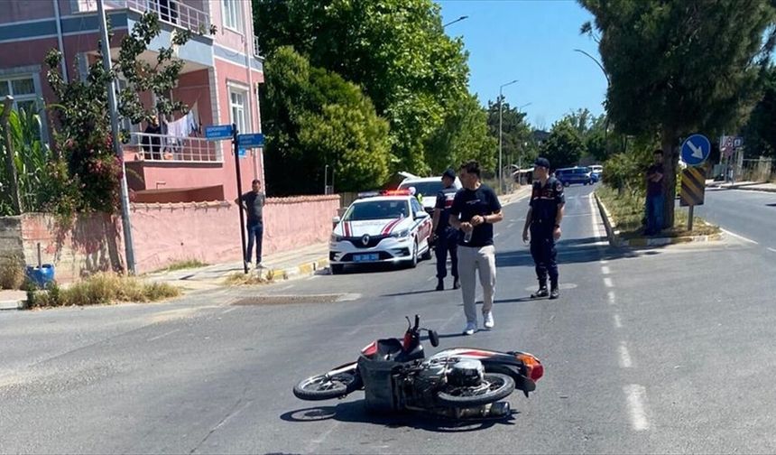 Motosikletten Düştü Hayatını Kaybetti