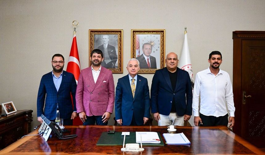 Vali Turan Konuklarını Ağırladı
