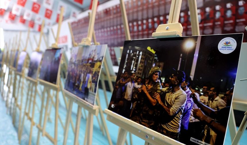 Kırklareli'nde AA Fotoğraflarıyla 15 Temmuz Sergisi Açıldı