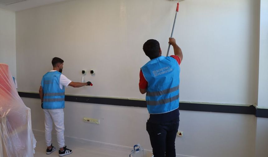 Kırklareli'nde Yükümlüler Anaokulunu Boyadı