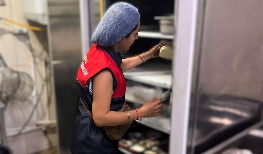 Lüleburgaz'da Gıda İşletmeleri Denetlendi