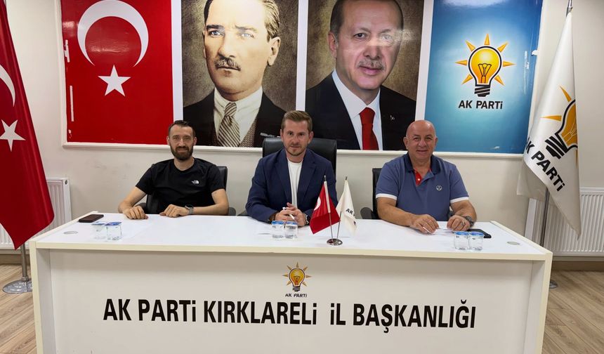 AK Parti Kırklareli Merkez İlçe’de Haftalık Toplantı Gerçekleştirildi
