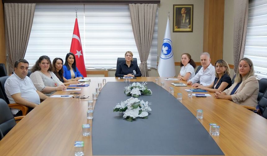 Kırklareli Üniversitesi’nde Yaşlı Bakımı ve Ekonomisi Projesi Masaya Yatırıldı