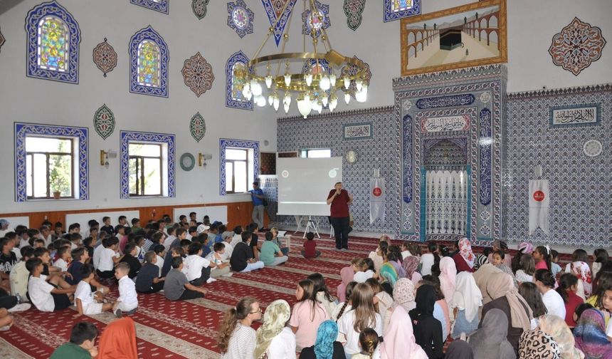 Pınarhisar’da Yaz Kur’an Kursları Kapanış Programı Gerçekleştirildi