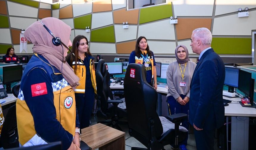 Kırklareli Valisi Turan, 112 Acil Çağrı Merkezini Ziyaret Etti