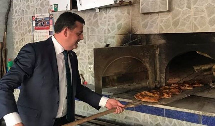 Vekil Gündoğdu, “Esnafın Ekmeğine Faiz Ortak Oldu!”