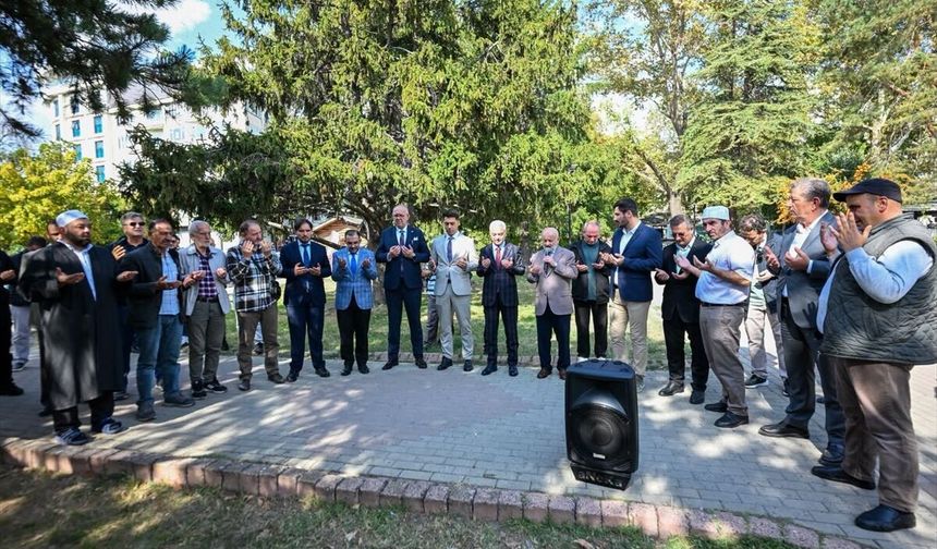 Kırklareli'nde Umre Kafilesi Kutsal Topraklara Uğurlandı